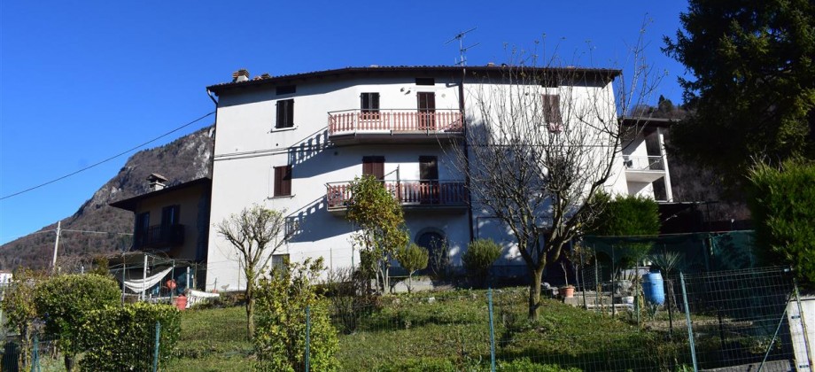 Serina Bagnella, immerso nel verde, luminoso bilocale esente da spese condominiali