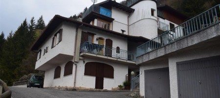 Serina, località San Pantaleone, grazioso monolocale in ottima villetta