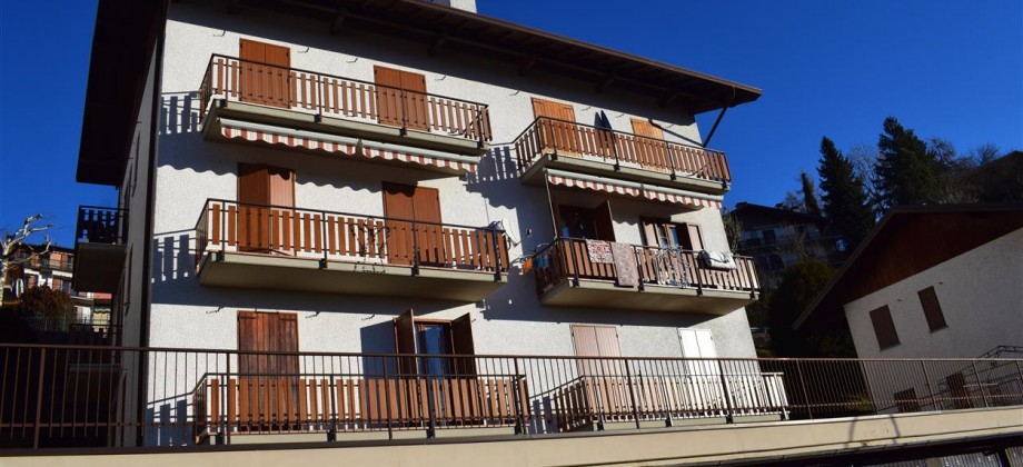 Costa Serina, investimento ideale per amanti montagna, monolocale balconato con box